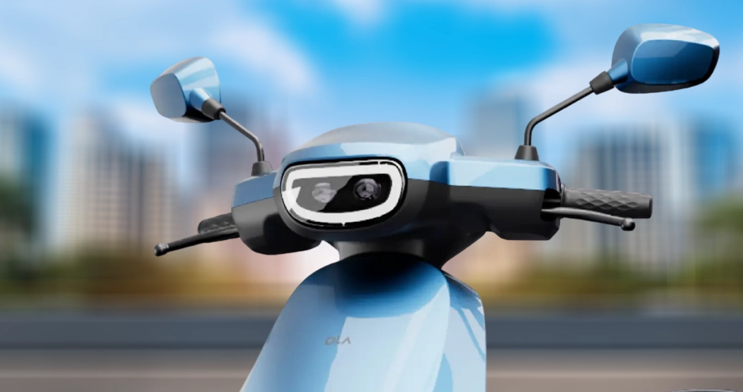 Body coloured mirrors