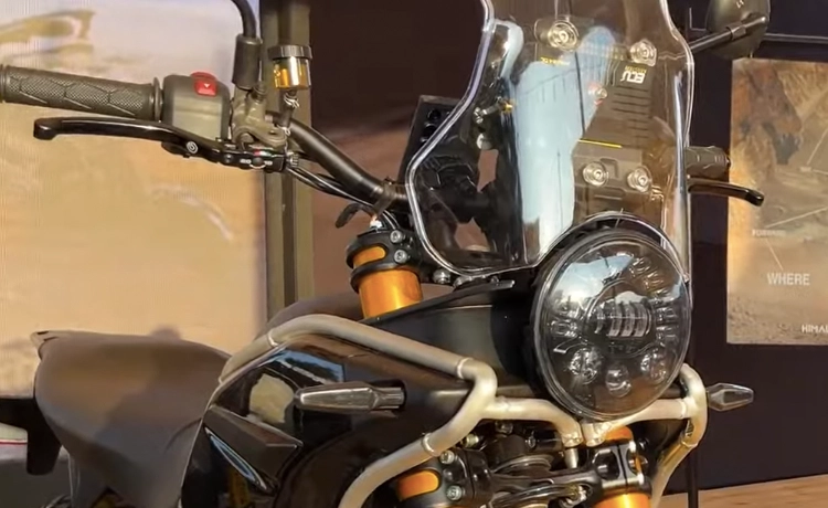 LED projector headlights