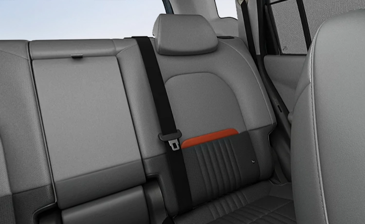 Sliding rear seats with a ventilation function