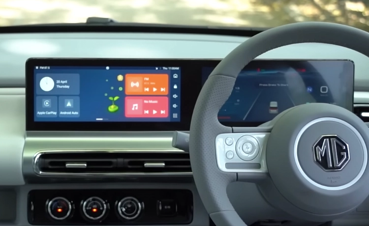 10.25-inch-Touchscreen-Infotainment-System-5