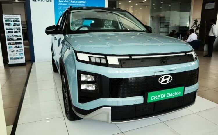Hyundai Creta Electric Right Side