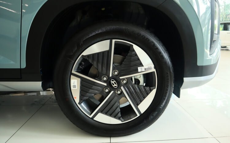 Hyundai Creta Electric Wheel