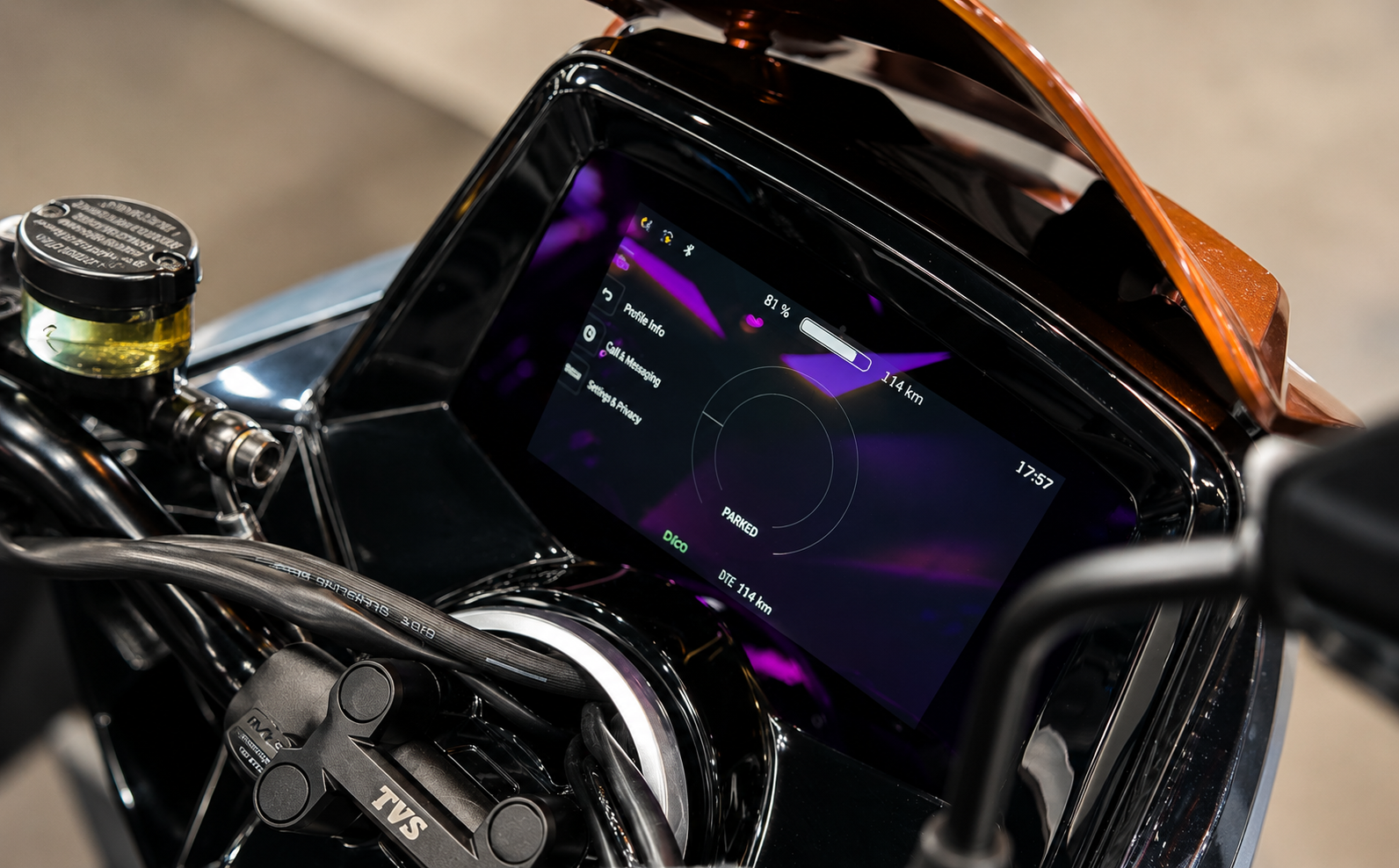 7-inch-TFT-display
