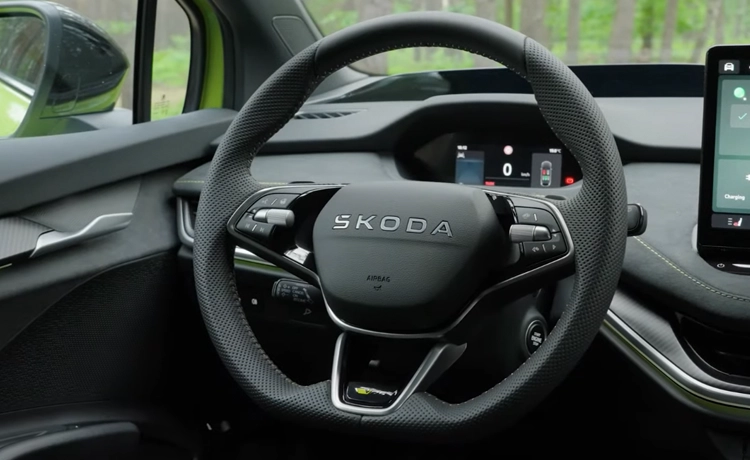 A-sporty-three-spoke-heated-steering-wheel-4