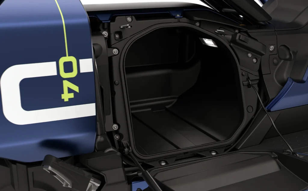 BMW CE04 Smart storage space