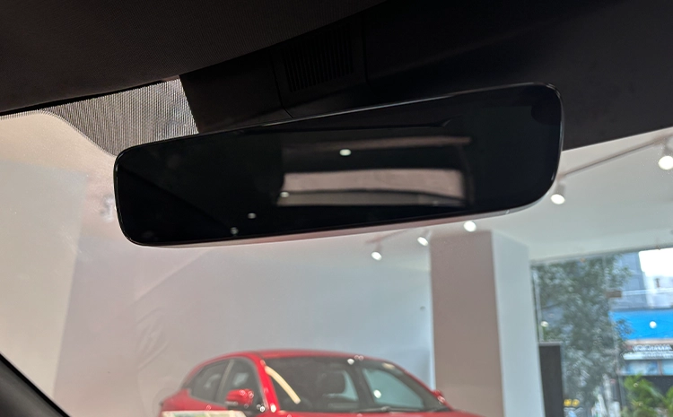 Bezel-less-auto-dimming-IRVM-4