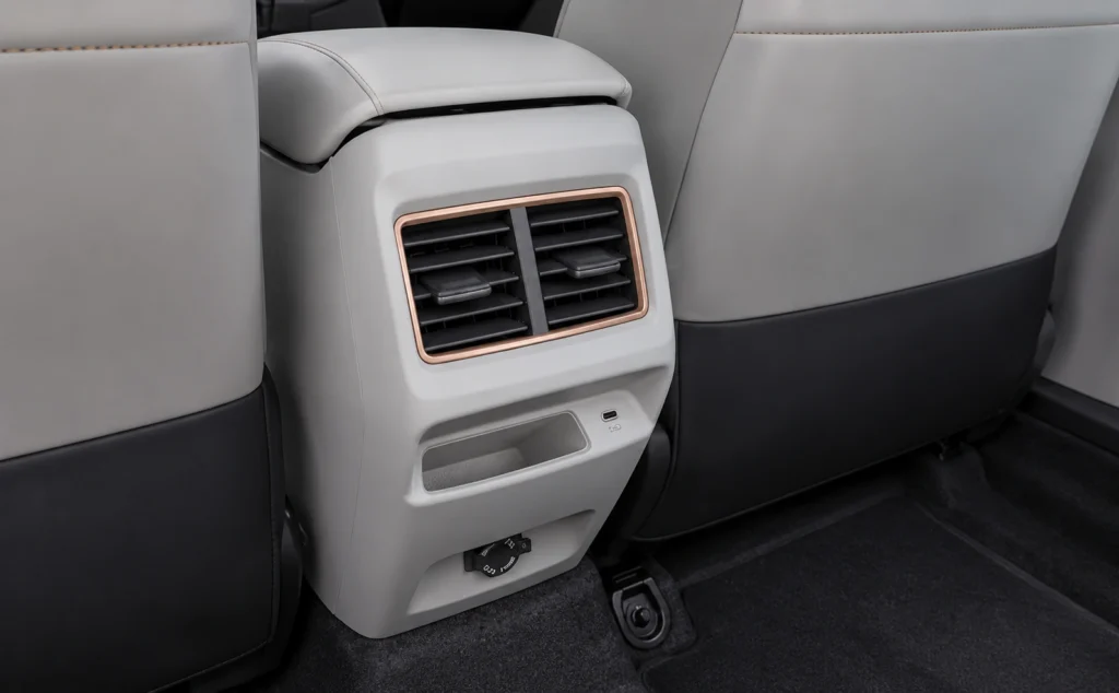 Mahindra 3XO EV Rear AC Vents