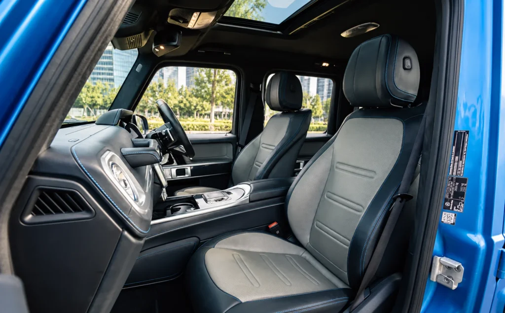 G wagon left seating