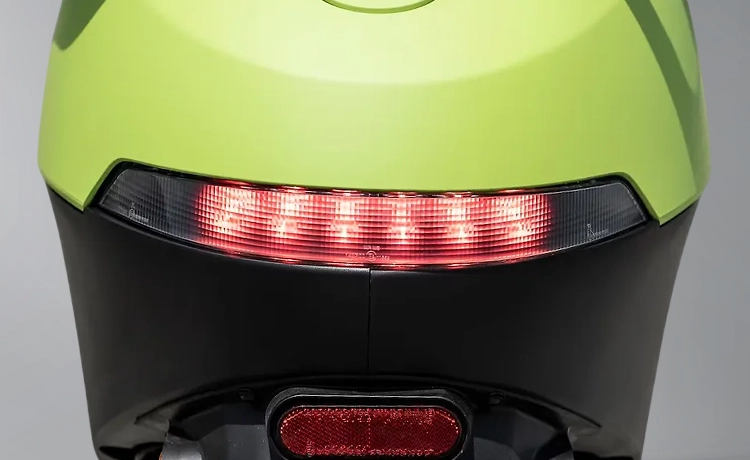 LED-Tail-Light-4