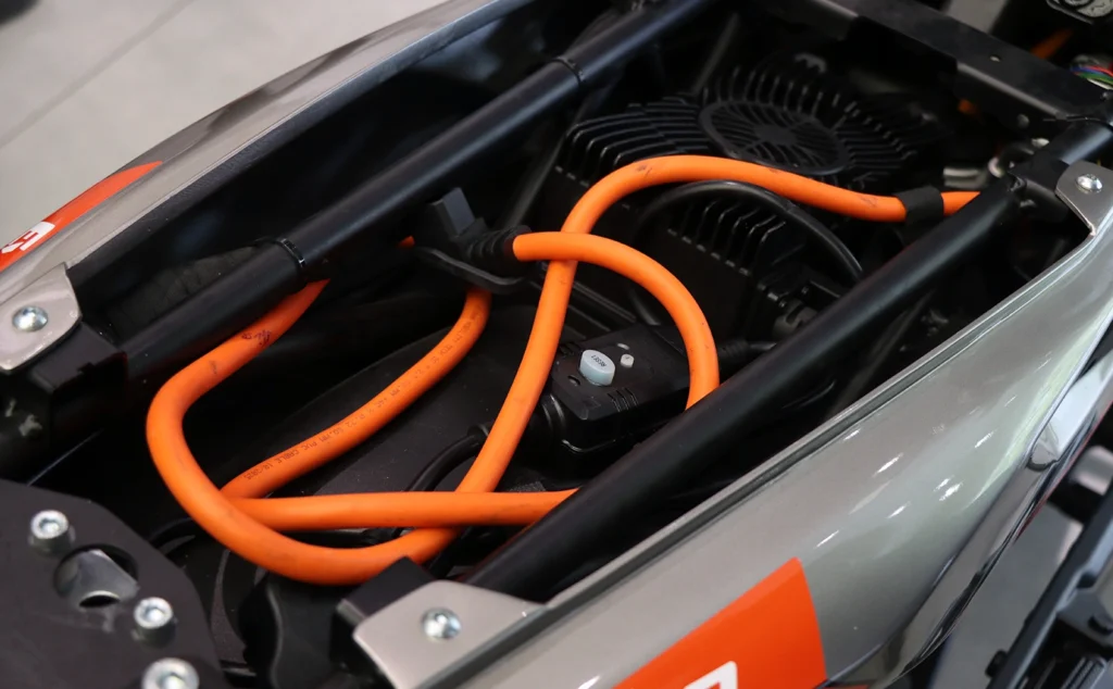 Oben RoRR Evo Charger