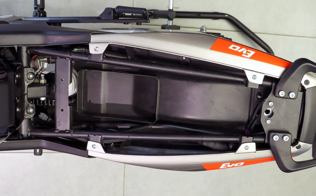 Oben RoRR Evo underseat storage