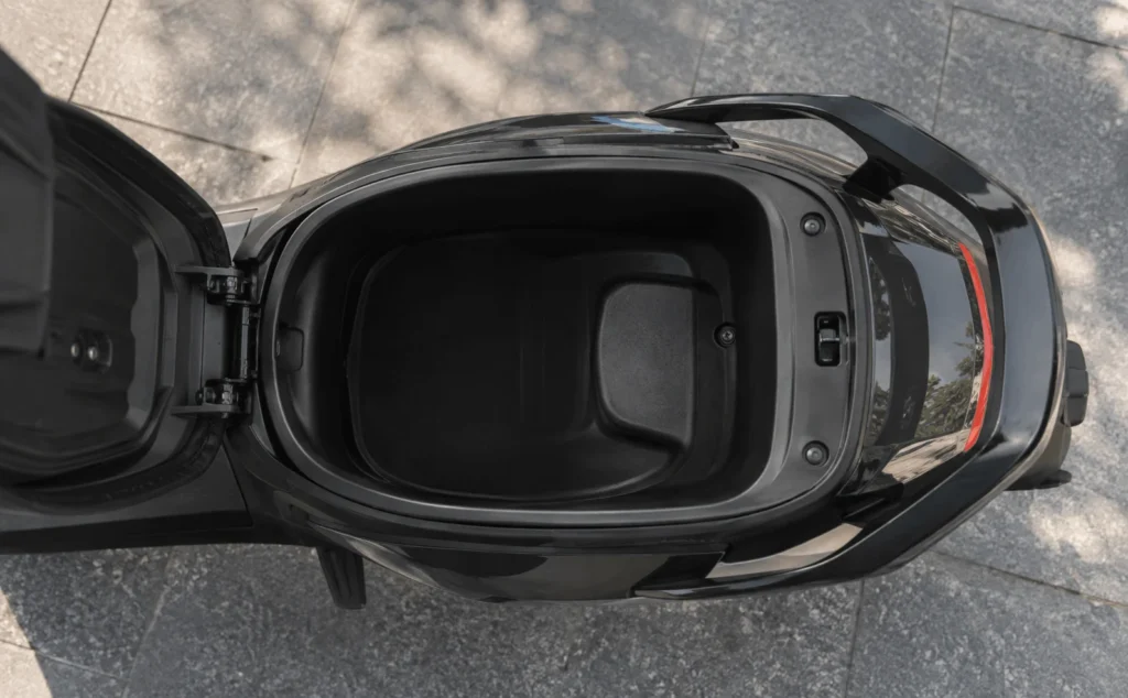 Ola S1 Pro Sport-Bootspace
