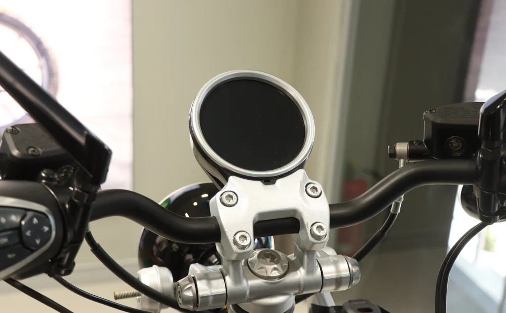 Royal enfield c6 Full display