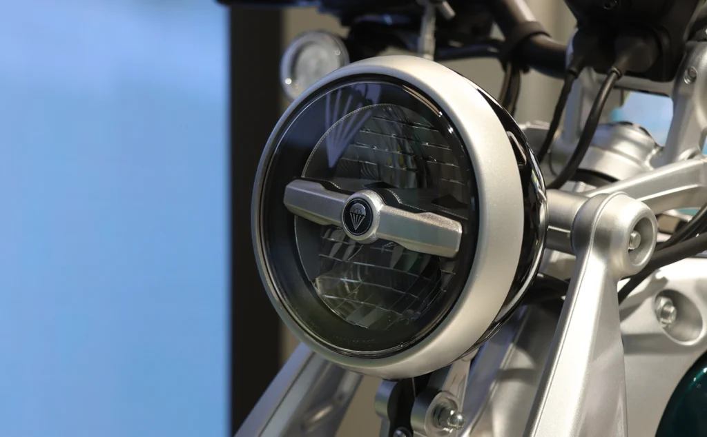 Royal enfield flying flea c6Full headlamps