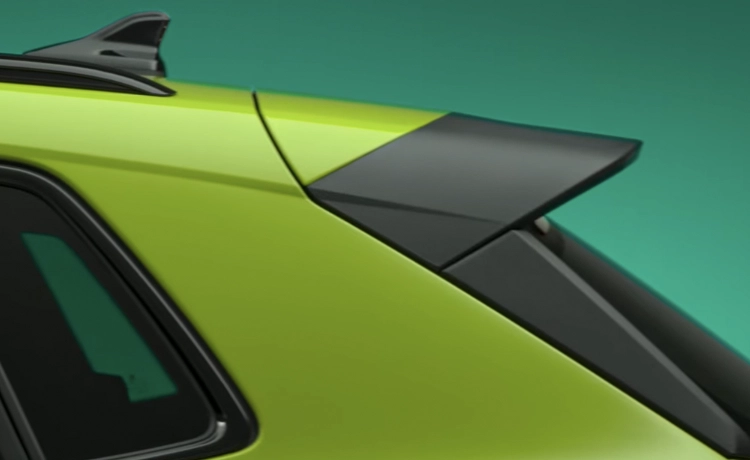 Sloping-roofline-4