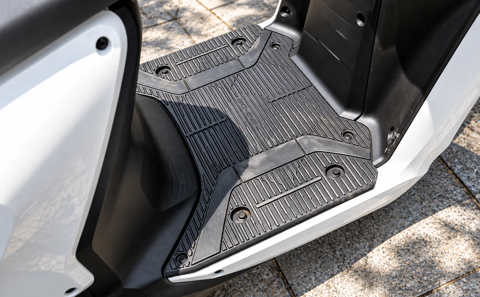 Yamaha EC-06 footboard