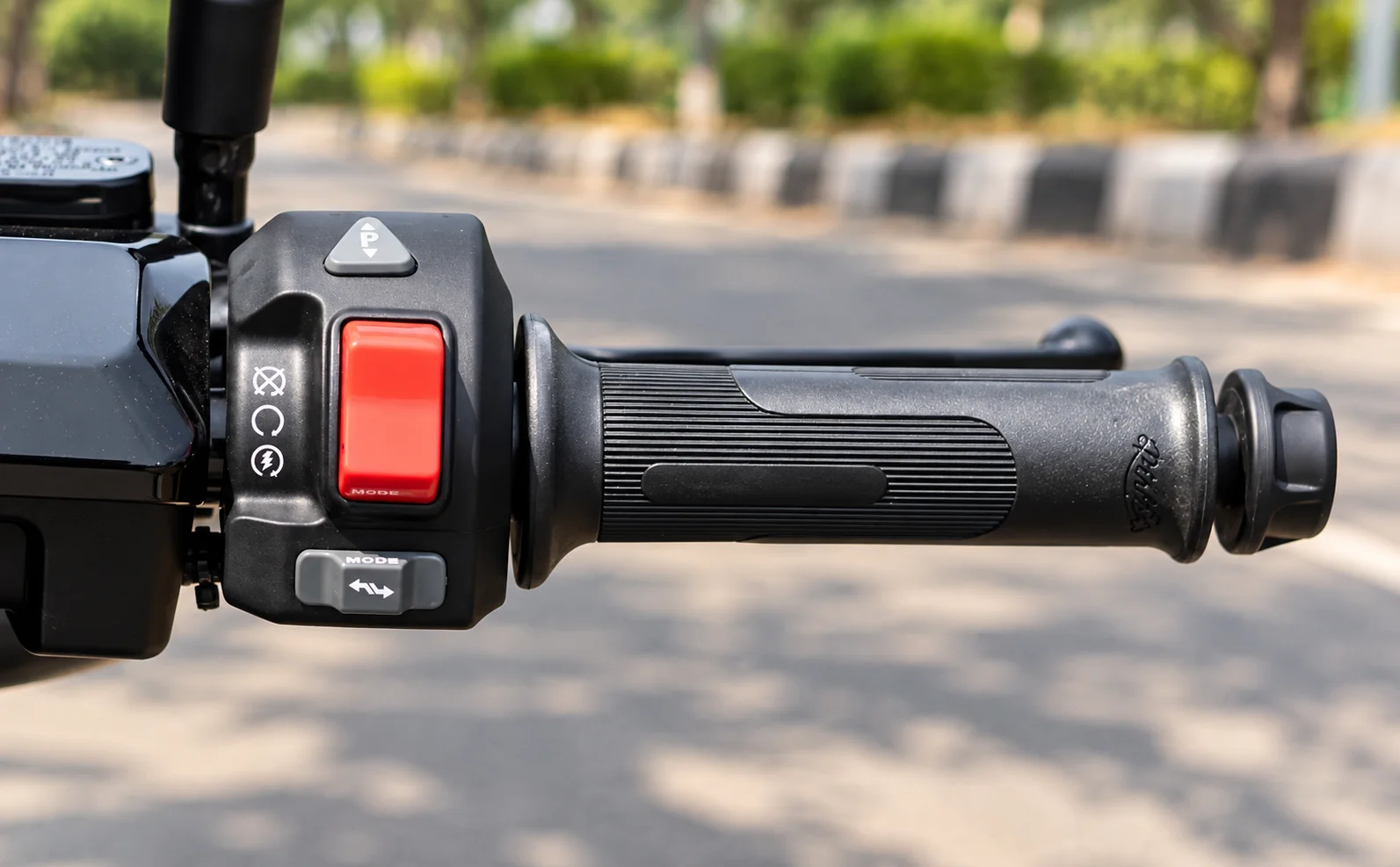 Yamaha EC-06 handle right
