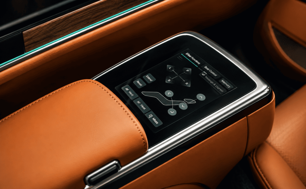 MG M9 touch screen on hand rest