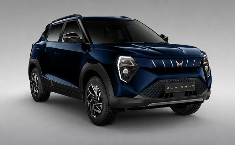 Mahindra 3XO EV Blue