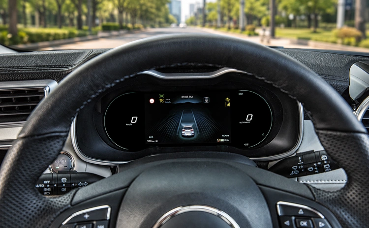 03-instrument-cluster