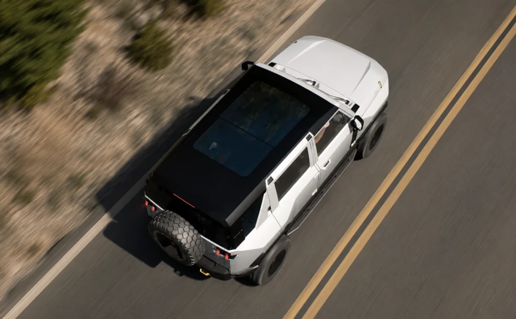Mahindra Vision T top