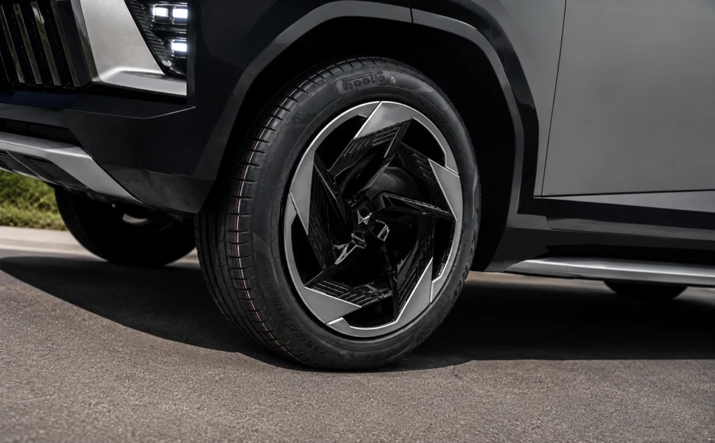 Mahindra vision X Wheel & Tyre