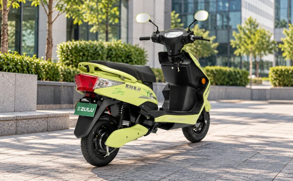 Kinetic Green E-Zulu Signature Edition rear right