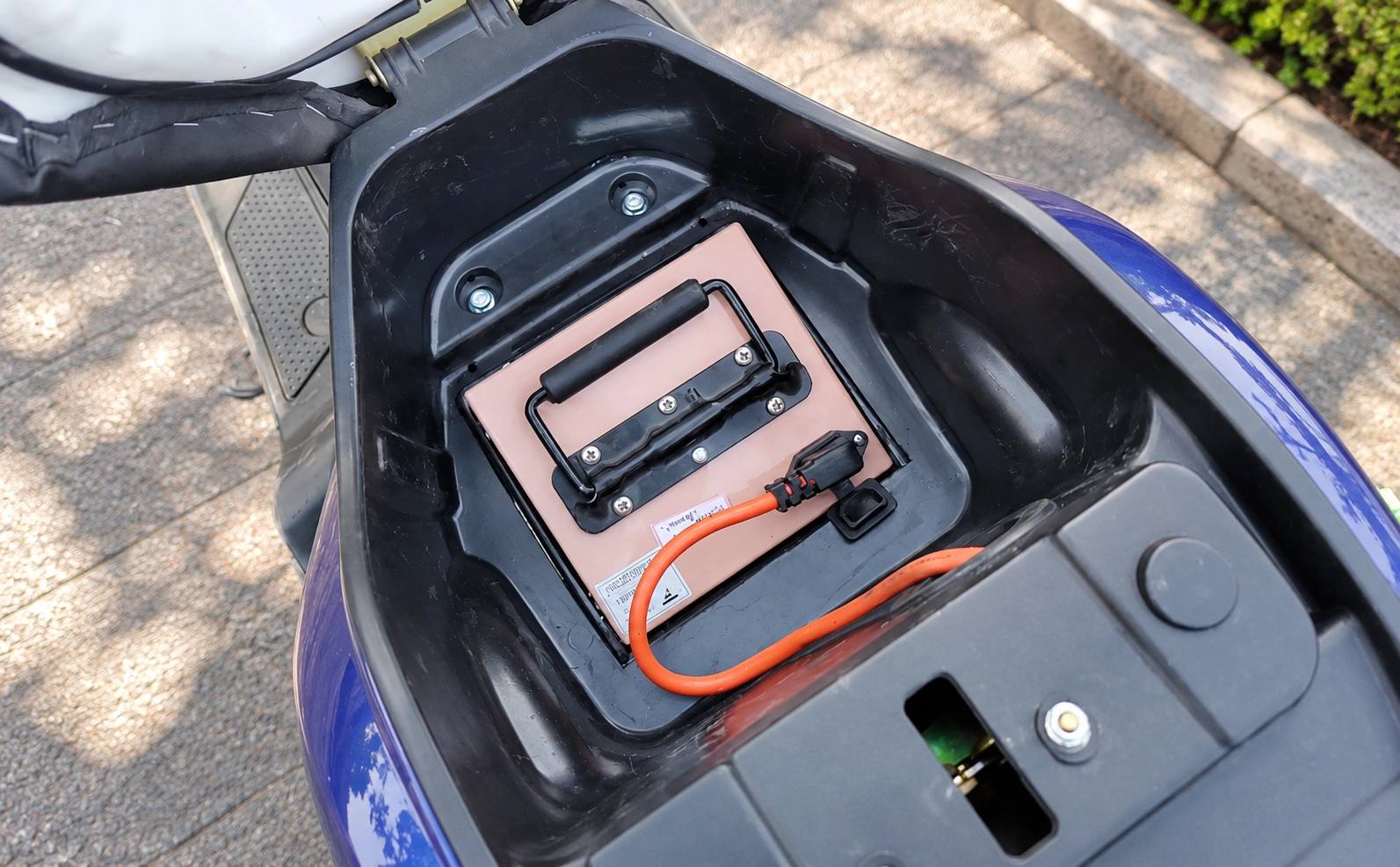 PURE EV ETrance Neo battery