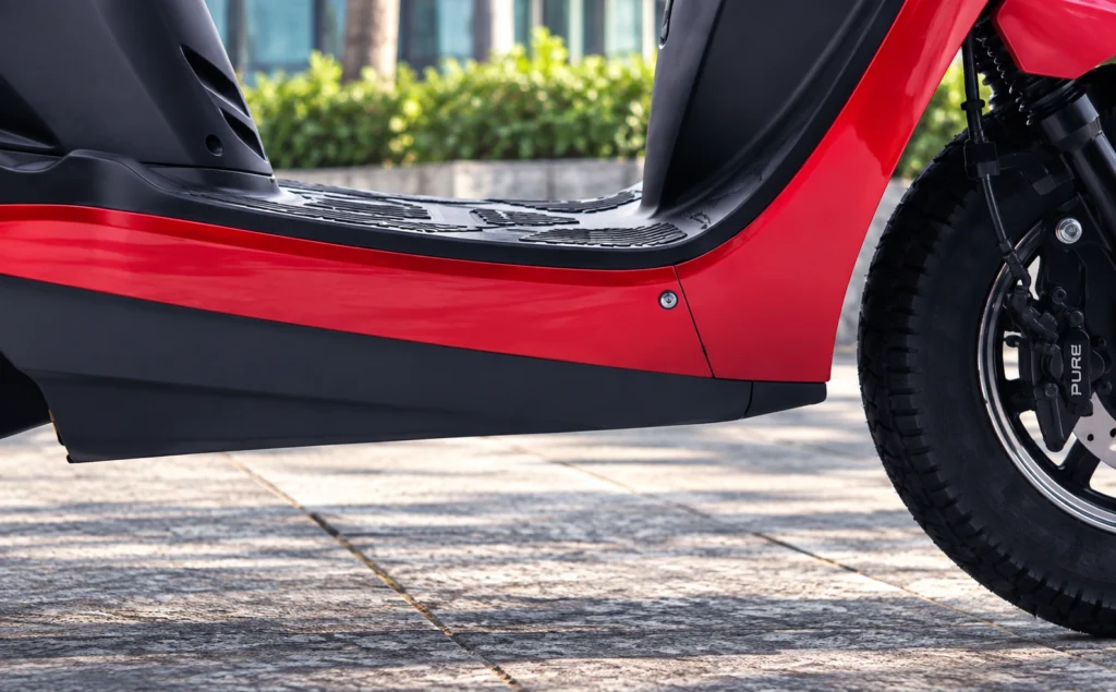 PURE EV ETrance Neo footboard
