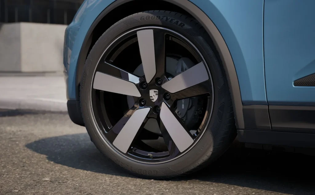 porsche macan electric Alloy 7
