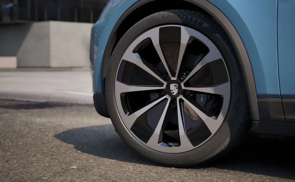 porsche macan electric Alloy 9