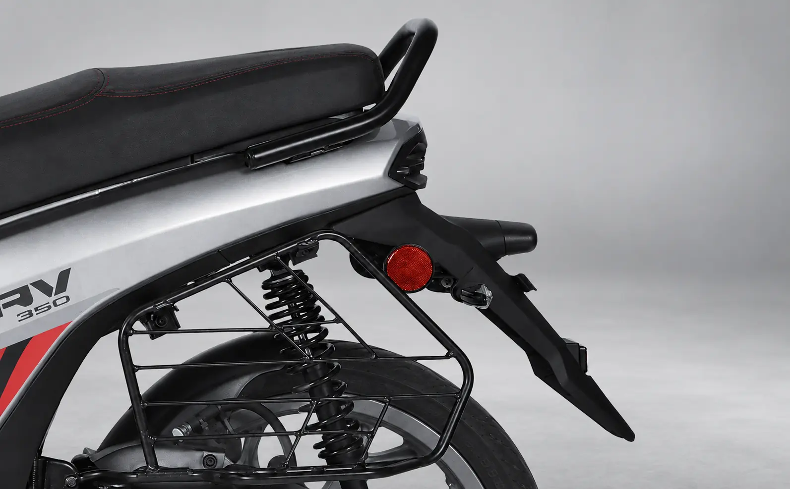 ruvi350-studio-01