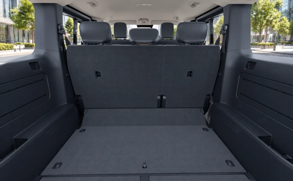 Kia PV5 boot