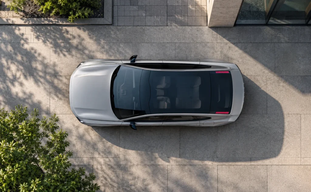 Volvo Roof in a Sunlit Business District-13
